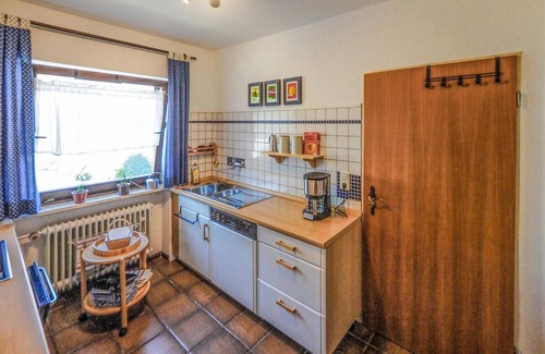 Grenderich Apartment | Cozy apartment in Grenderich with WiFi