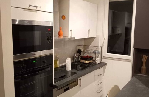 Arsenal Apartment | Cozy Apartment in Le Marais