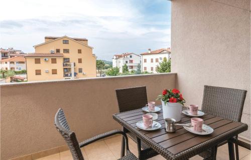 Liznjan Apartment | Cozy Apartment In Liznjan With Wifi
