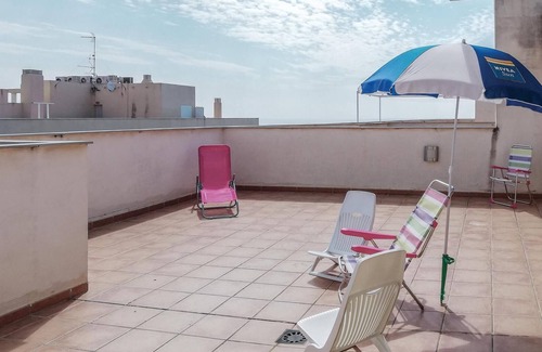 Moncofar Apartment | Cozy apartment in Moncófar with WiFi