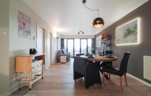 Mariakerke Apartment | Cozy Apartment In Oostende With Wifi