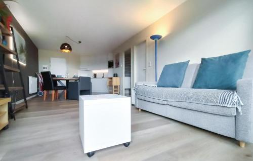 Mariakerke Apartment | Cozy Apartment In Oostende With Wifi