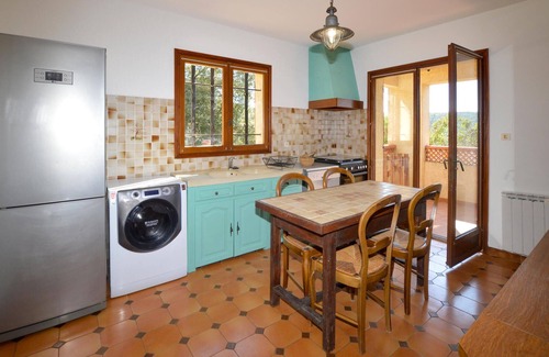 Cognocoli-Monticchi Apartment | Cozy apartment in Porticcio with WiFi