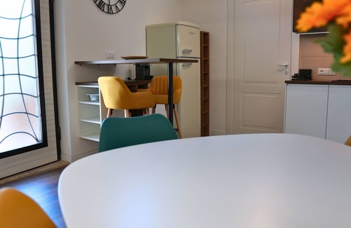 Quartiere XX Ardeatino Apartment | Cozy apartment in Roma70, in the green 2 steps from appia antica