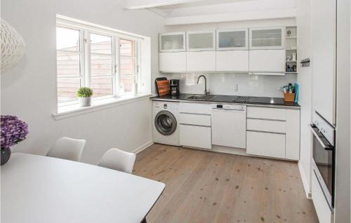 Samsø Apartment | Cozy Apartment In Samsø With Kitchen