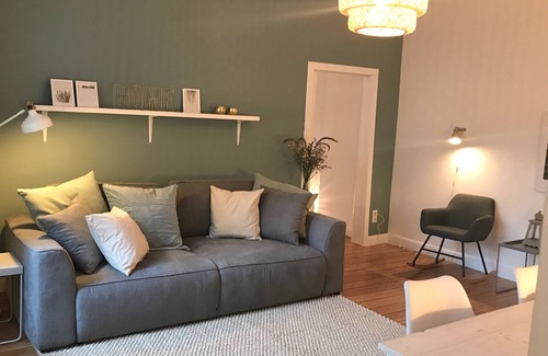 Altona-Nord Apartment | Cozy apartment in Schanzenviertel for 5 people ★ "JOLLE"