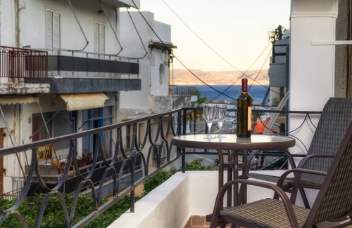 Agia Galini Apartment | Cozy apartment in the heart of Agia Galini
