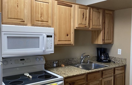 Camelback East Apartment | Cozy Apartment in the heart Central Phoenix