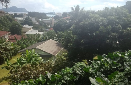 Mahe Island Apartment | cozy apartment in the heart of seychelles 10 mins from beach