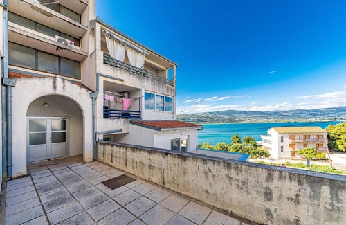 Municipality of Trogir Apartment | Cozy apartment in Trogir