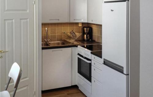 Innerstaden Apartment | Cozy Apartment In Visby With Kitchen