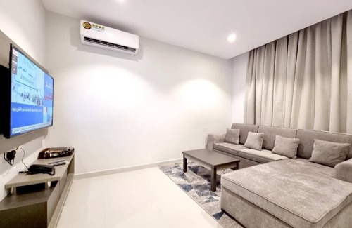 Salalah Apartment | Cozy apartment in welcoming Salalah with WiFi, AC, fitness room
