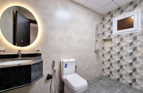 Salalah Apartment | Cozy apartment in welcoming Salalah with WiFi, AC, fitness room