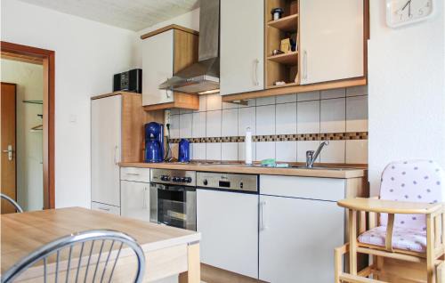 Mulsum Apartment | Cozy Apartment In Wurster Nordseeküste