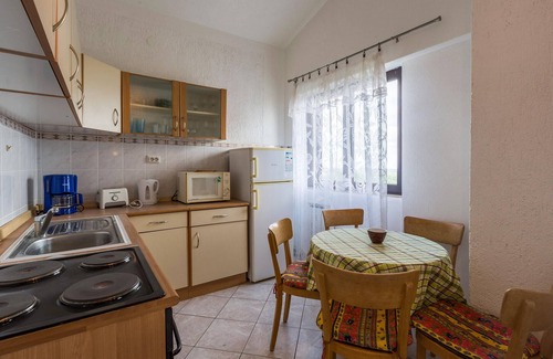 Zbandaj Apartment | Cozy apartment in Zbandaj with WiFi