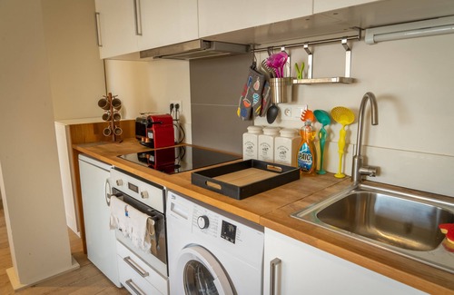 Monplaisir Apartment | Cozy Apartment - Le Monplaisir