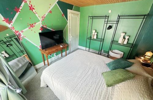 Liverpool Apartment | Cozy apartment Liverpool NY