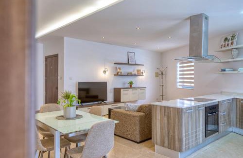 Kalkara Apartment | Cozy Apartment minutes to seafront