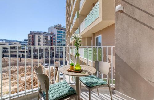 Mgarr Apartment | Cozy Apartment Heart of St Julians Sleeps 5