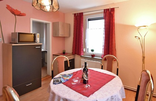 Tannenbergsthal Apartment | Cozy Apartment Near Ski