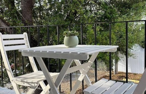 East Little Havana Apartment | Cozy Apartment Near Brickell III