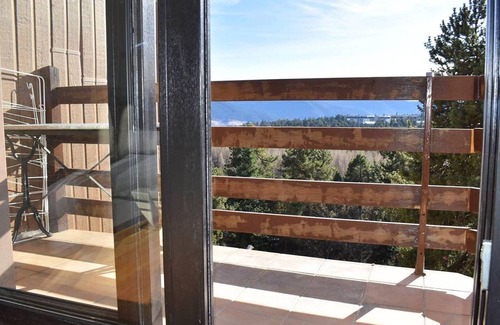 Bolquere Apartment | Cozy apartment near slopes with balcony and parking