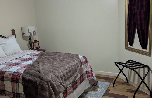 Antes Fort Apartment | Cozy apartment on the Susquehanna river and near the Pine Creek Rails to Trails.