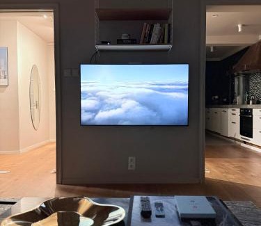 Seltjarnarnes Apartment | Cozy Apartment , Sleeps 4, 10 Min to Reykjavík Downtown, Family-Friendly
