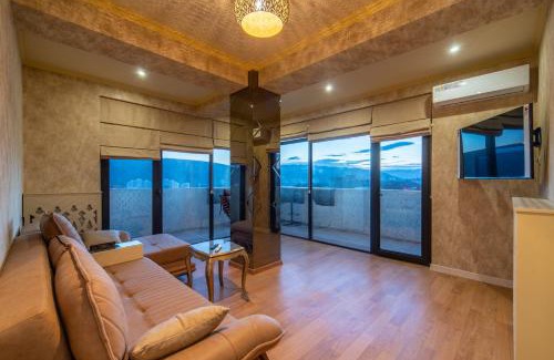 Tbilisi Apartment | Cozy apartment with a beautiful view of old town