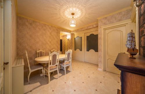 Tbilisi Apartment | Cozy apartment with a beautiful view of old town