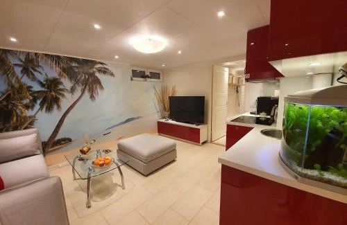 Huddinge Municipality Apartment | Cozy apartment with garden