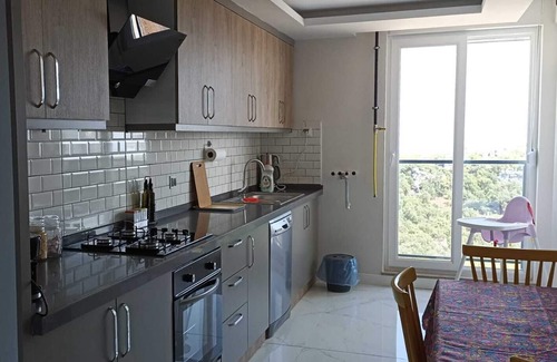 Kepez Apartment | Cozy Apartment with Great View