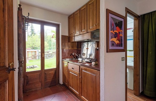 Verrand Apartment | Cozy Apartment with Garden in Courmayeur, Courmayeur, Italy