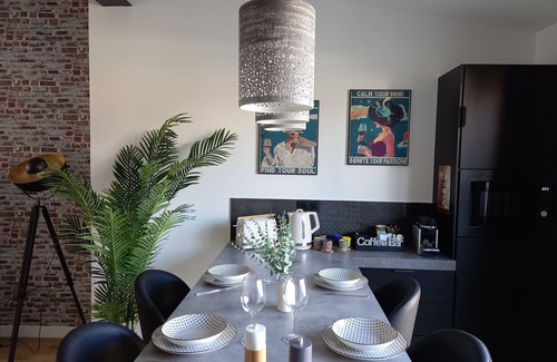 Rochefort Apartment | Cozy apartment with jacuzzi and terrace in Rochefort, Charente-Maritime (17)