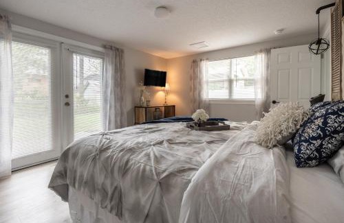 Lake Eola Heights Apartment | Cozy Apartments in the Triplex House, Historic District of Orlando