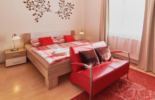 Brevnov Apartment | Cozy Apartments with Terrace near Prague Castle