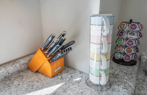 Fort Wayne Apartment | Cozy Apt 2 min from Promenade Park