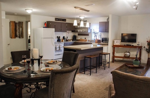 Floyd Apartment | Cozy Apt. Downtown Floyd; Golden Maple Homestays