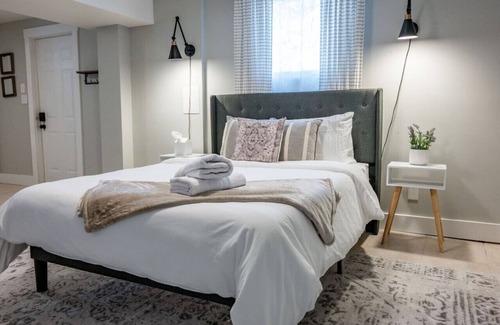 Lynchburg Apartment | Cozy Apt | Near LU | Newly Renovated!