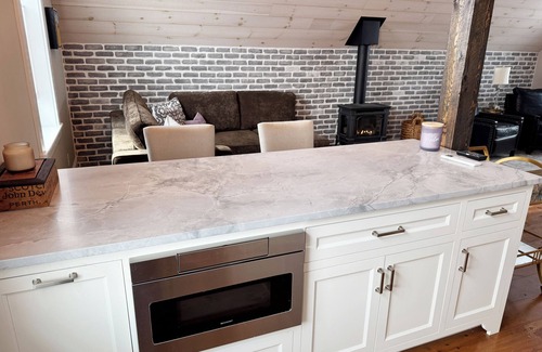 Camden Apartment | Cozy, Artful, Classic Maine Studio Apartment
