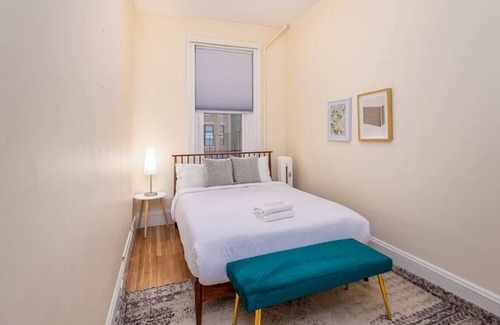 Back Bay West Apartment | Cozy Back Bay | 1Br / 1Bth