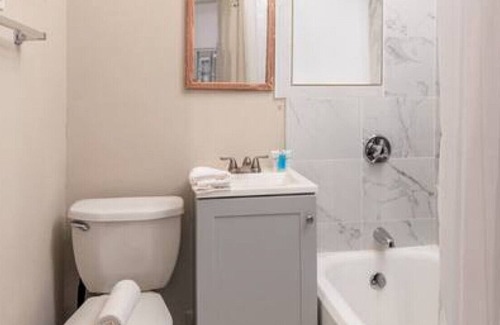 Back Bay West Apartment | Cozy Back Bay | 1Br / 1Bth