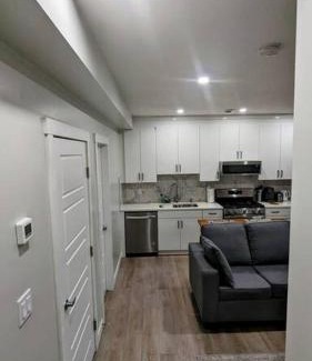 Northeast Edmonton House | Cozy basement for a lovely stay & perfect for WFH