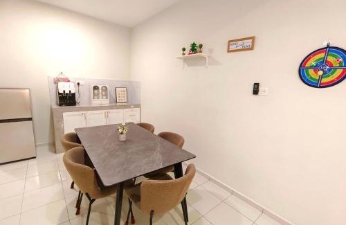 Kluang House | Cozy Batu 4-Game, Neflix, Water Dispenser
