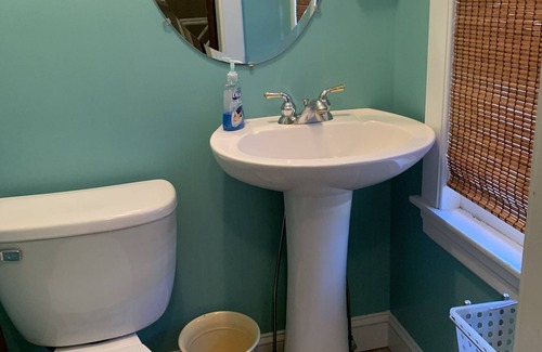Ocean Park Cottage | Cozy beach cottage steps from the beach. Pet friendly!