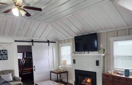 Harwich Cottage | Cozy Beach House