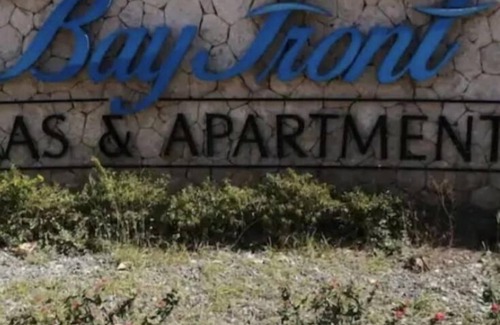 Portmore Apartment | Cozy Beachfront Apartment,n