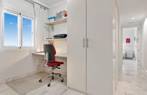Fuengirola Apartment | Cozy beachfront apartment by Costarentals - Ref 25