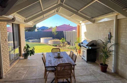 West Beach House | Cozy Beachside holiday home, just 300m from stunning West Beach, Esperance