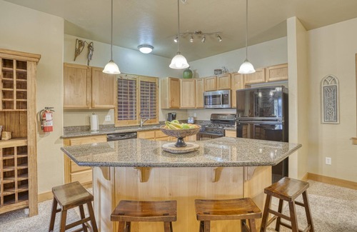 Bear Hollow Village Condo | Cozy Bear Hollow Village Condo